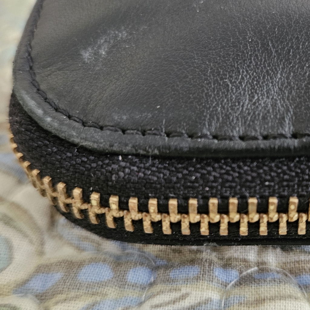 Radley London Crossbody Bag Black Leather Zip Around Large Euc Pockets Expand — image 4 of 8